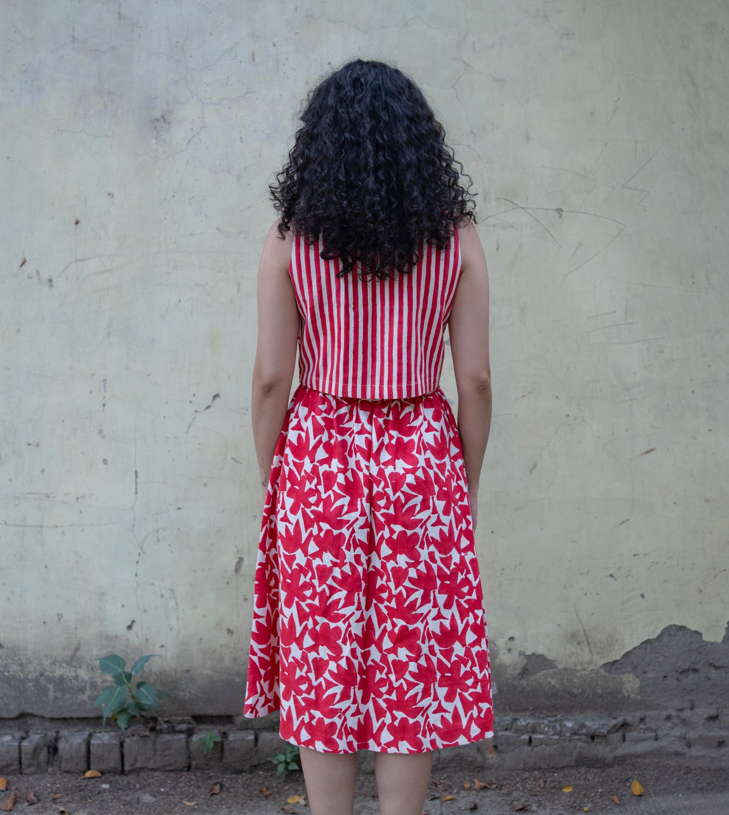 Abstract Shapes Yoko Skirt Red - Harkoi Studio - A modern take on a classic favorite, the Abstract Shapes, a sustainable Ÿ?? crafted with precision and care. Keywords: abstract, shapes, yoko, skirt, red, sustainable red, eco-friendly fashion, yoko skirt.