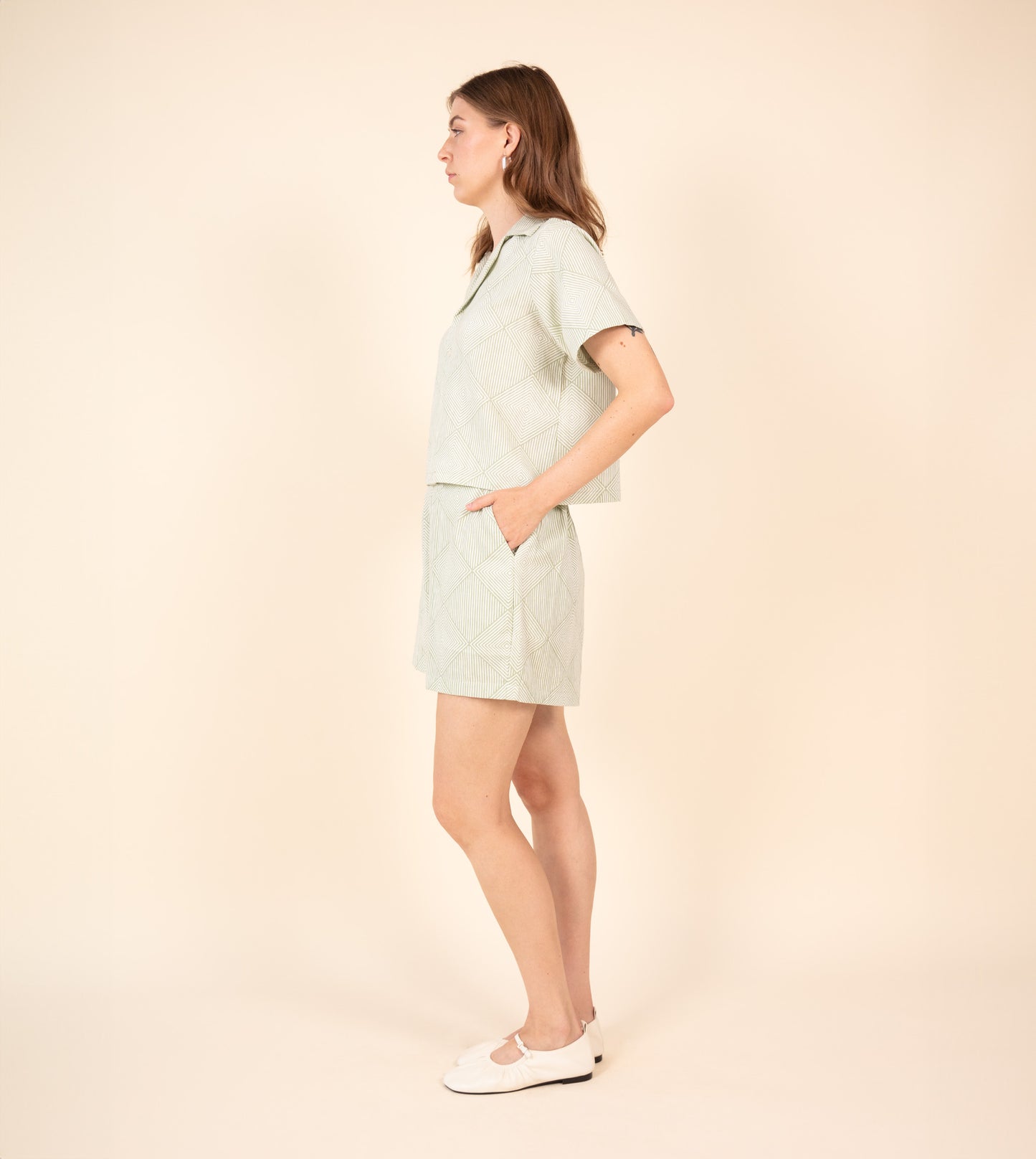 Ren Shorts Pale Green | Harkoi Studio - Embrace effortless style with the Ren Shorts in pale green. Keywords: sustainable shorts, eco-friendly fashion, Ren Shorts, pale green shorts, ethical clothing.