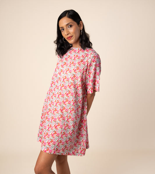 Jun Dress Girard - Harkoi Studio - Express your individuality with the Jun Dress in the artistic Girard pattern. Keywords: sustainable dress, eco-friendly fashion, Jun Dress, Girard-patterned dress, ethical clothing.