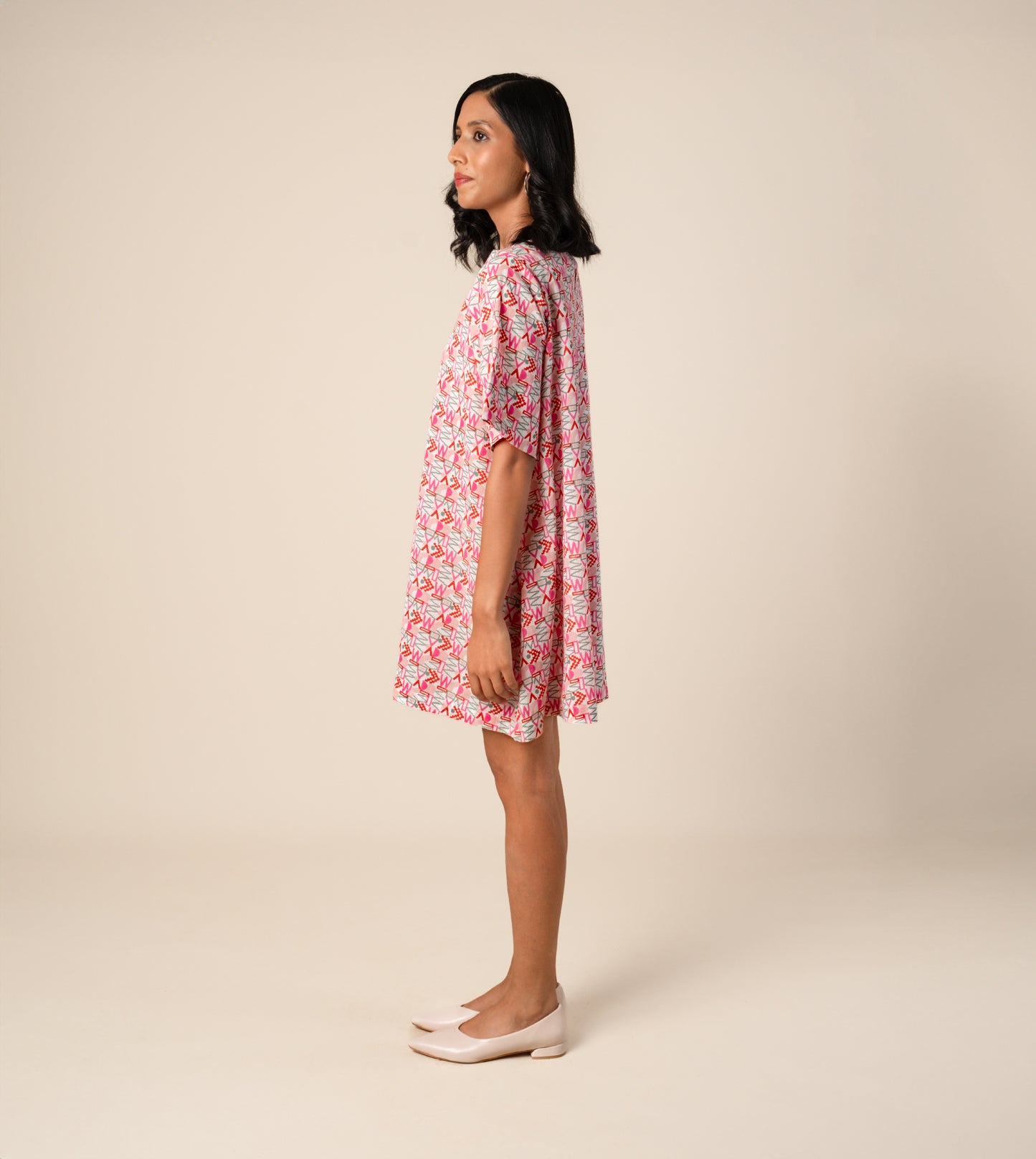 Jun Dress Girard - Harkoi Studio - Express your individuality with the Jun Dress in the artistic Girard pattern. Keywords: sustainable dress, eco-friendly fashion, Jun Dress, Girard-patterned dress, ethical clothing.