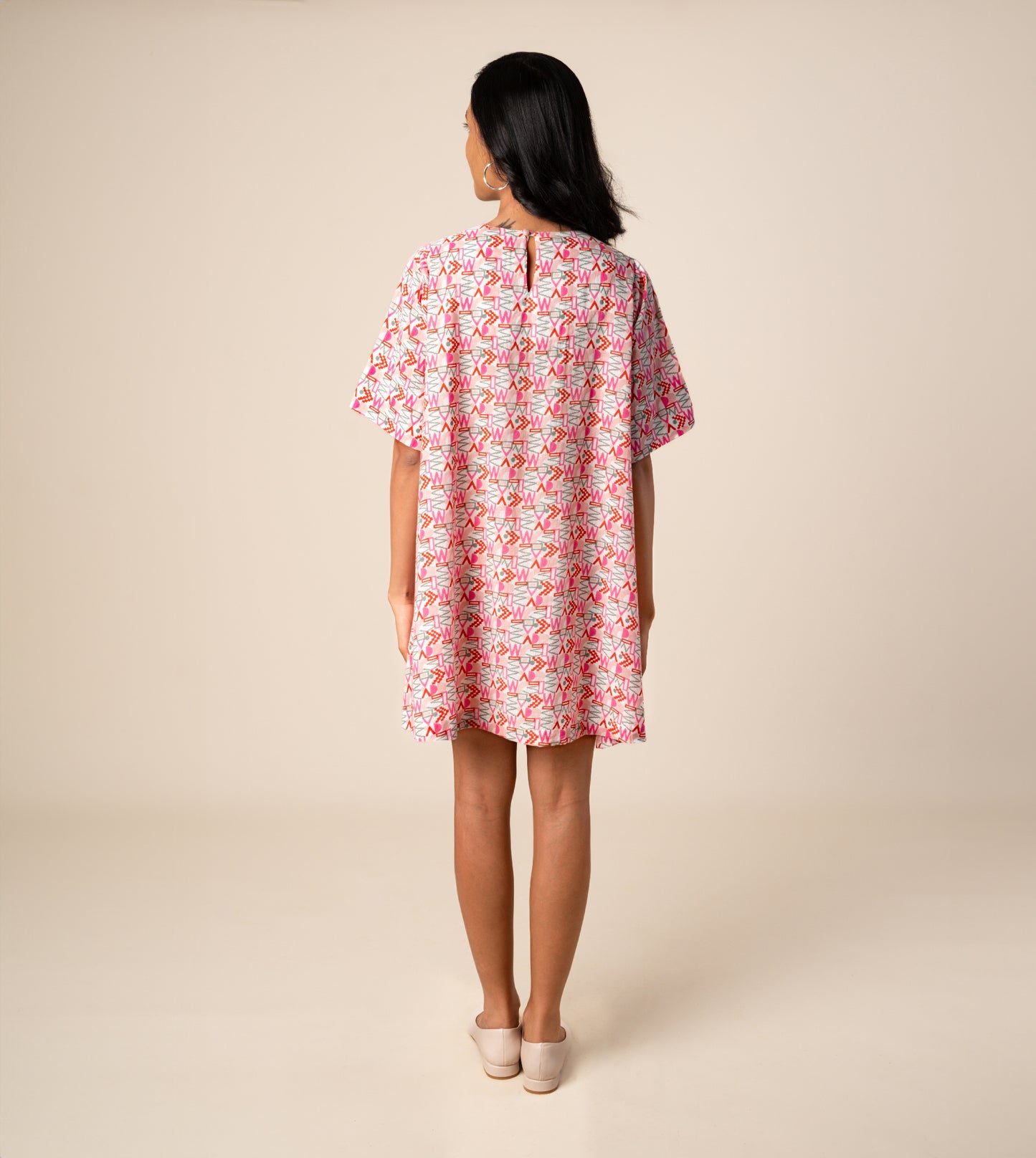 Jun Dress Girard - Harkoi Studio - Express your individuality with the Jun Dress in the artistic Girard pattern. Keywords: sustainable dress, eco-friendly fashion, Jun Dress, Girard-patterned dress, ethical clothing.