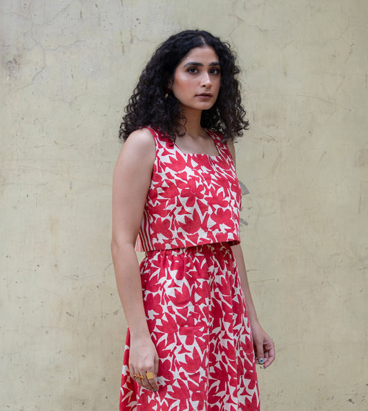 Dual Pattern Mei Top Red - Harkoi Studio - A timeless addition to your wardrobe, the Dual Pattern, a sustainable Ÿ?? crafted with precision and care. Keywords: dual, pattern, mei, top, red, sustainable red, eco-friendly fashion, mei top.