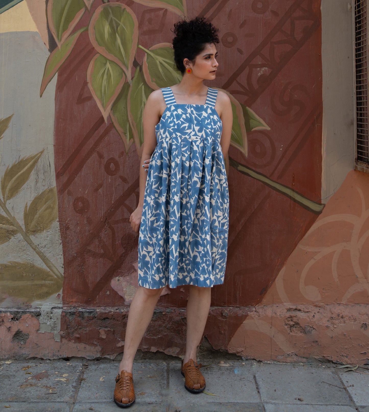Abstract Shapes Hana Dress Blue - Harkoi Studio - Designed to make an impression, the Abstract Shapes, a sustainable Ÿ?? crafted with precision and care. Keywords: abstract, shapes, hana, dress, blue, sustainable blue, eco-friendly fashion, hana dress.